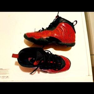 Nike Foamposite One GS Size 7Y
